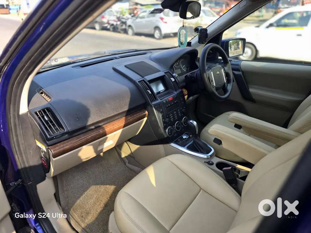 Land Rover Freelander 2 2010 Diesel 80000 Km Driven