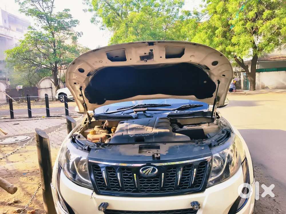 Mahindra Xuv500 2015