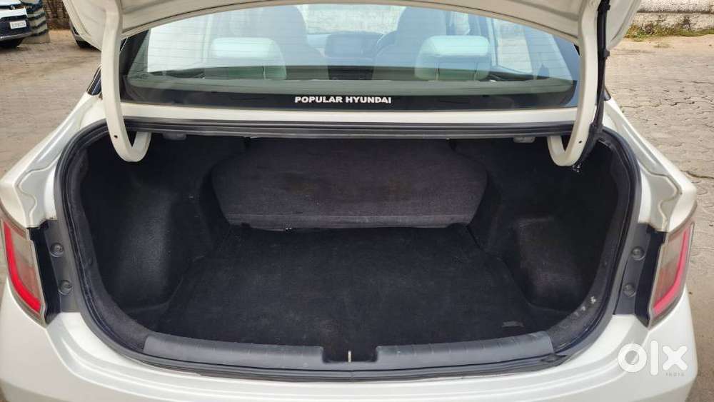 Hyundai Aura Sx Plus Automatic, 2020, Petrol