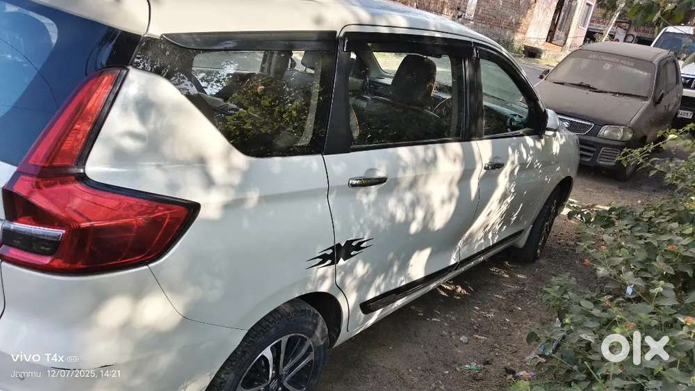 Maruti Suzuki Ertiga 2022 Petrol 30000 Km Driven