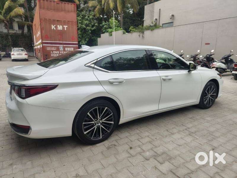 Lexus Es 300h, 2023, Petrol