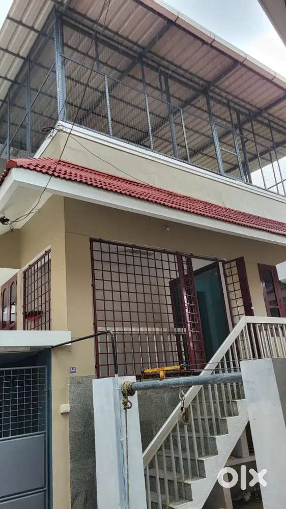 [Main Roadside] Spacious 2 BHK house for rent near Peyad, Trivandrum