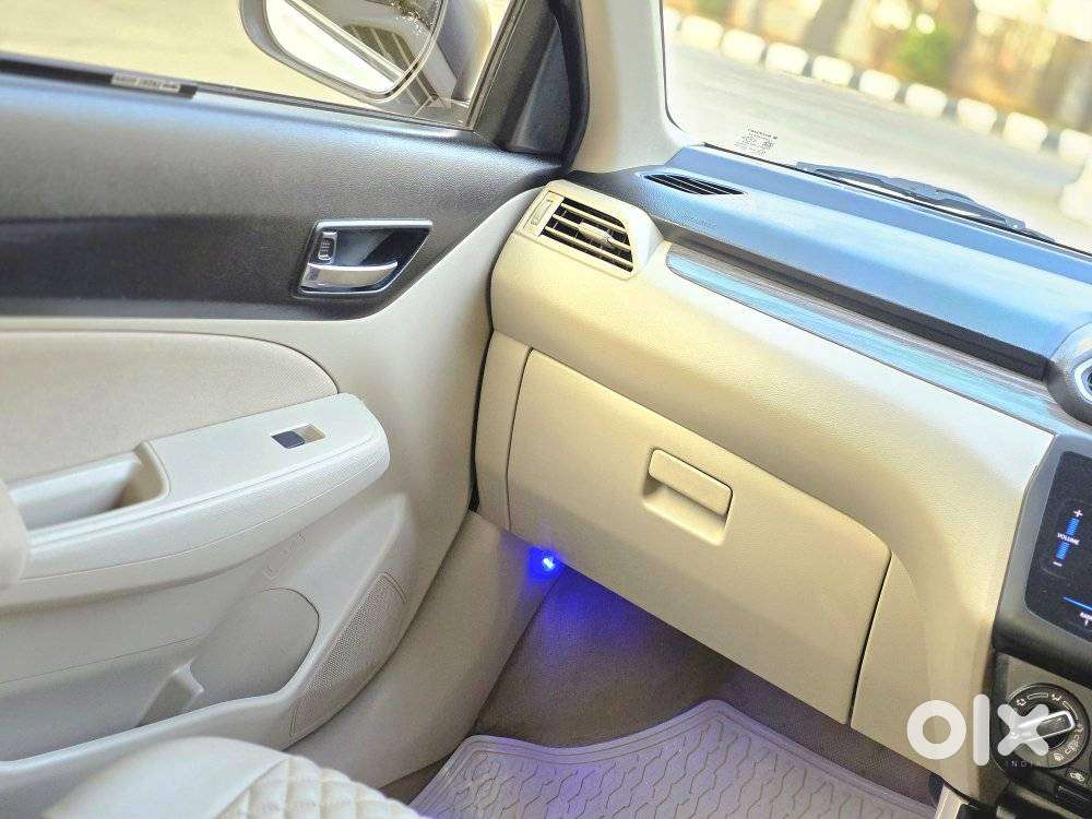 Maruti Suzuki Dzire Vxi Ags, 2024, Petrol