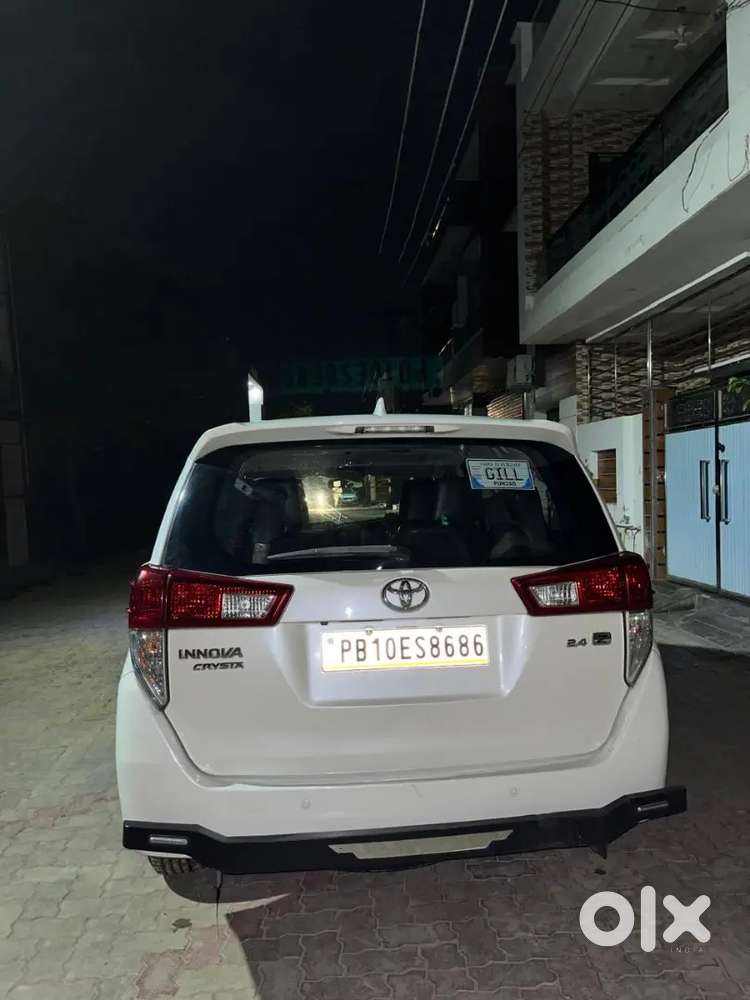 Toyota Innova Crysta