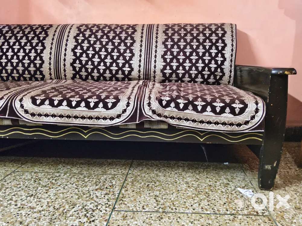 3 Seater Wooden Sofa with Designer Sofa Covers – Good Condition