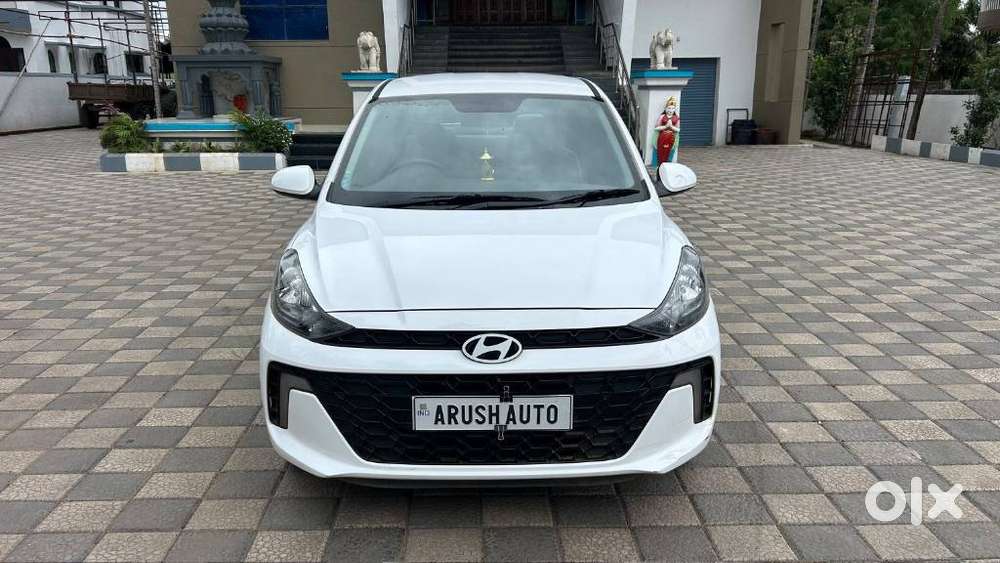 Hyundai Aura, 2024, Petrol