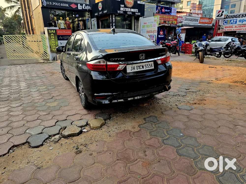 Honda City Zx 2017 Petrol Well Maintained