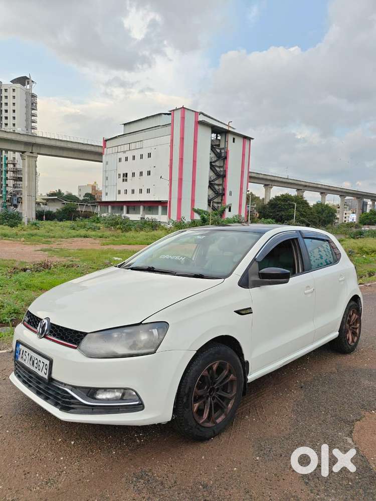 Volkswagen Polo Petrol Manual 2011