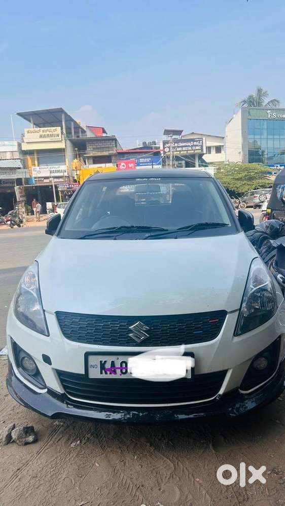 Maruti Suzuki Swift Zxi 2017 Petrol Well Maintained