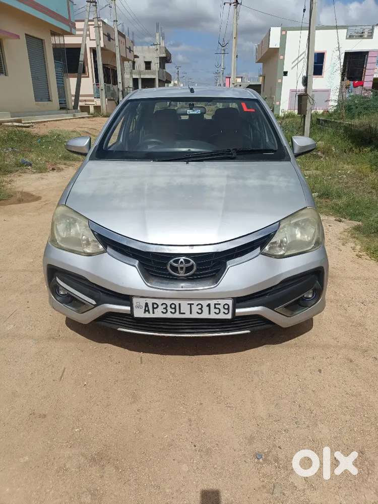 Toyota Etios 2016 Diesel 260000 Km Driven