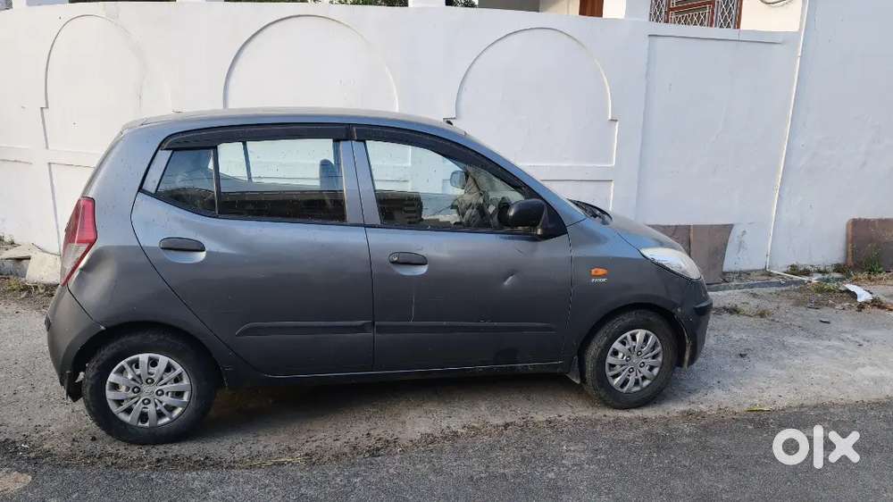 I10 White Focus Led Lamp, Back Camera