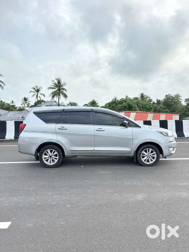 Toyota Innova Crysta 2.4 V, 2018, Diesel