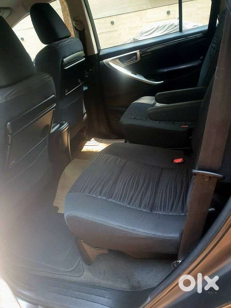 Toyota Innova Crysta 2.4 V 7 Str, 2017, Diesel