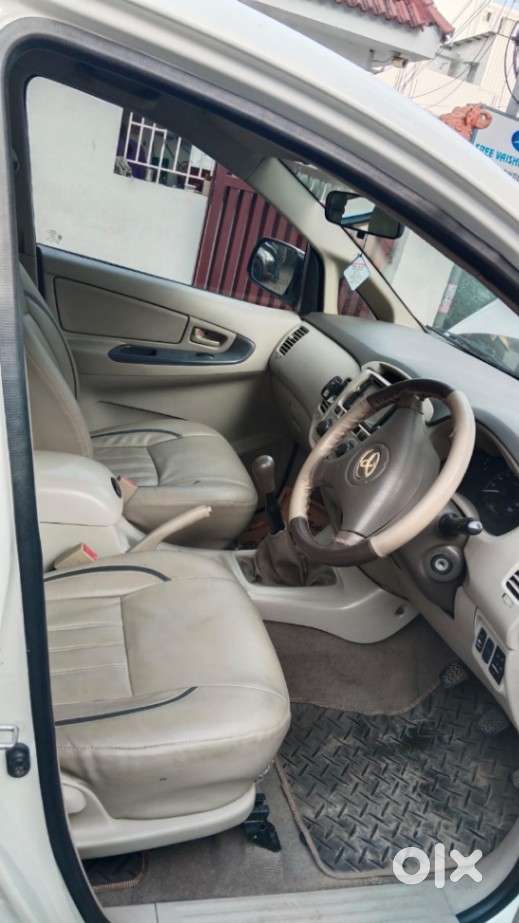 Toyota Innova 2.5 G (diesel) 7 Seater, 2013, Diesel