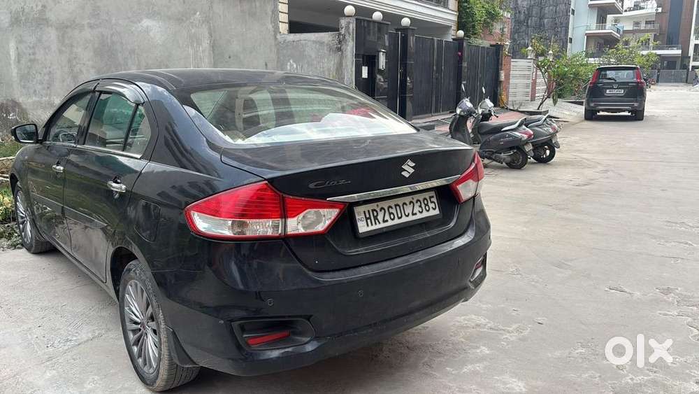 Ciaz Zxi 2017 Petrol  Well Maintained  Top Model  Automatic