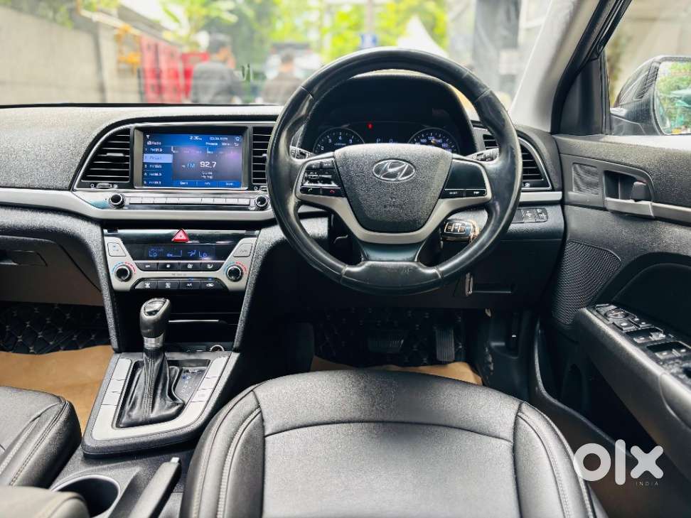 Hyundai Elantra Vtvt Sx At, 2016, Petrol