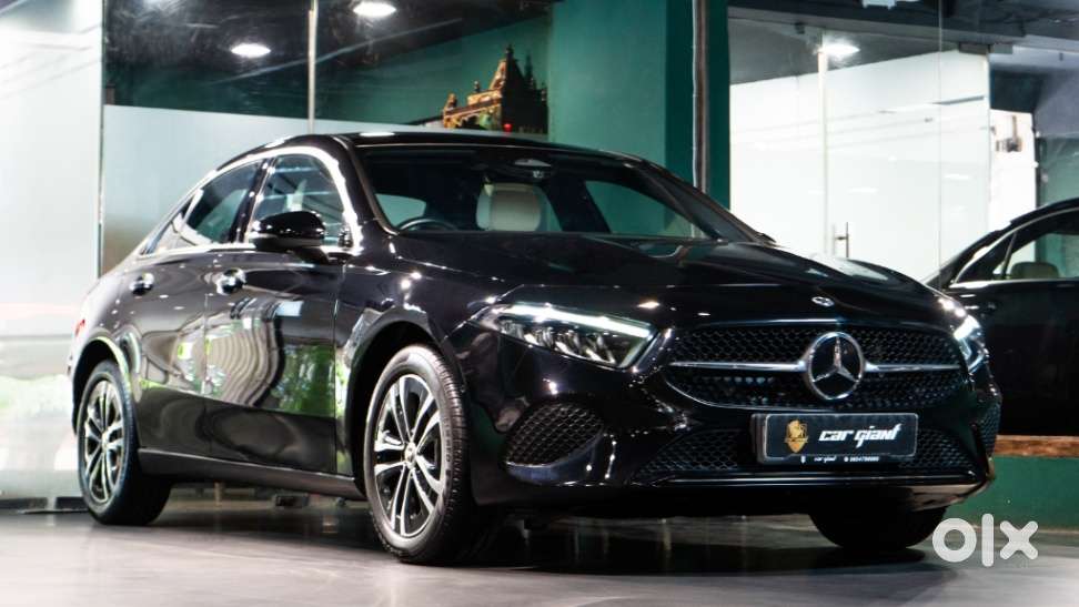 Mercedes-benz A-class Limousine 200, 2023, Petrol