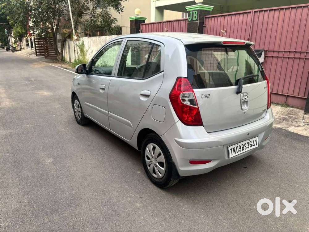 Hyundai I10 Sportz At, 2013, Petrol