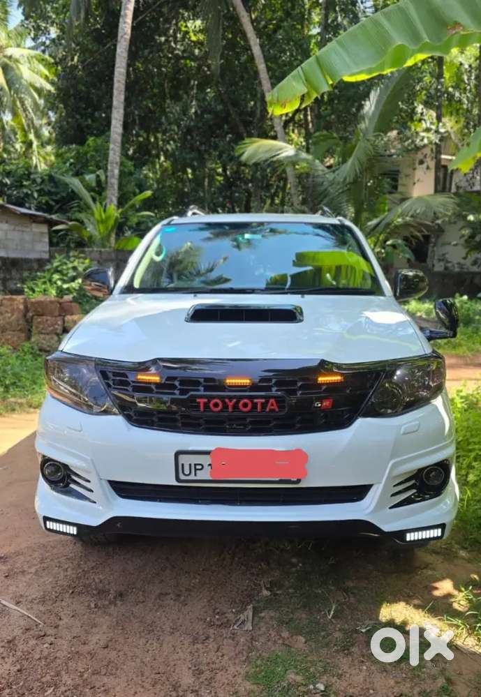 Toyota Fortuner 2013
