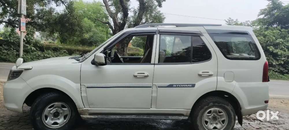 Tata Safari Storme 2015 Model