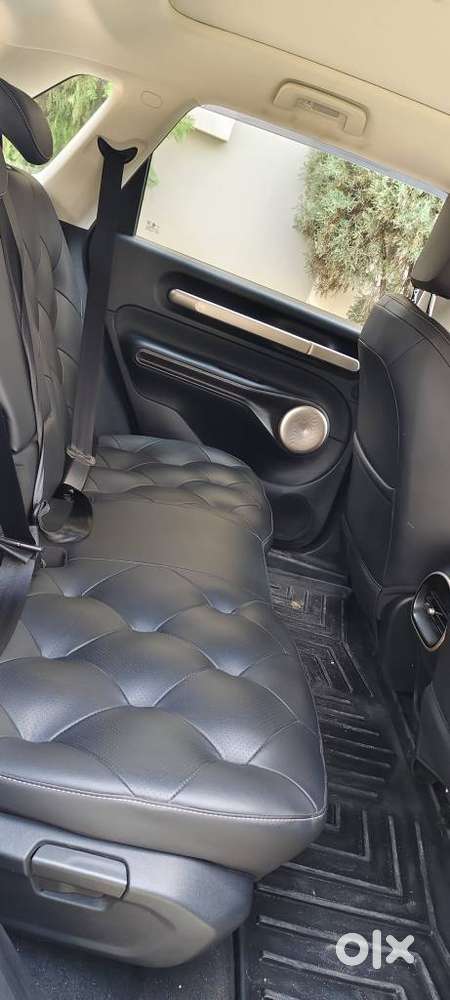 Mg Windsor Ev Essence, 2025, Electric