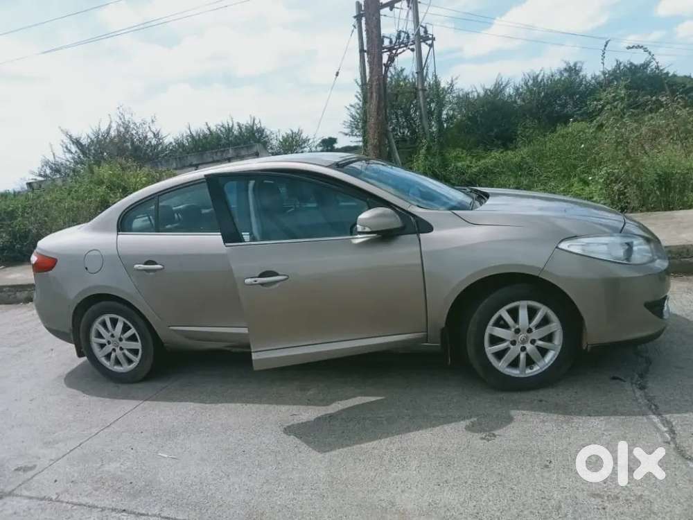 Renault Fluence 2012 Diesel 120000 Km Driven