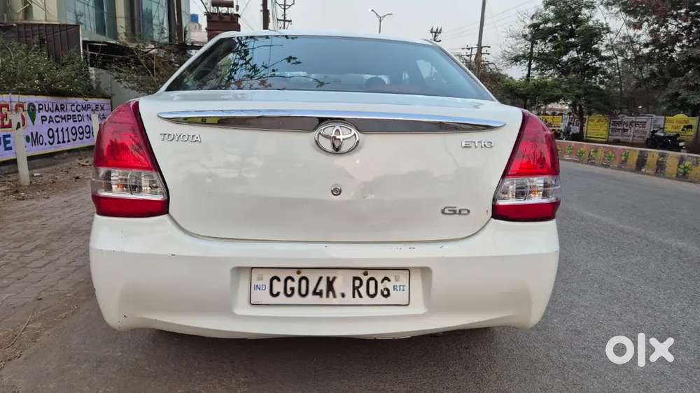 Toyota Etios 2012 Diesel 80000 Km Driven