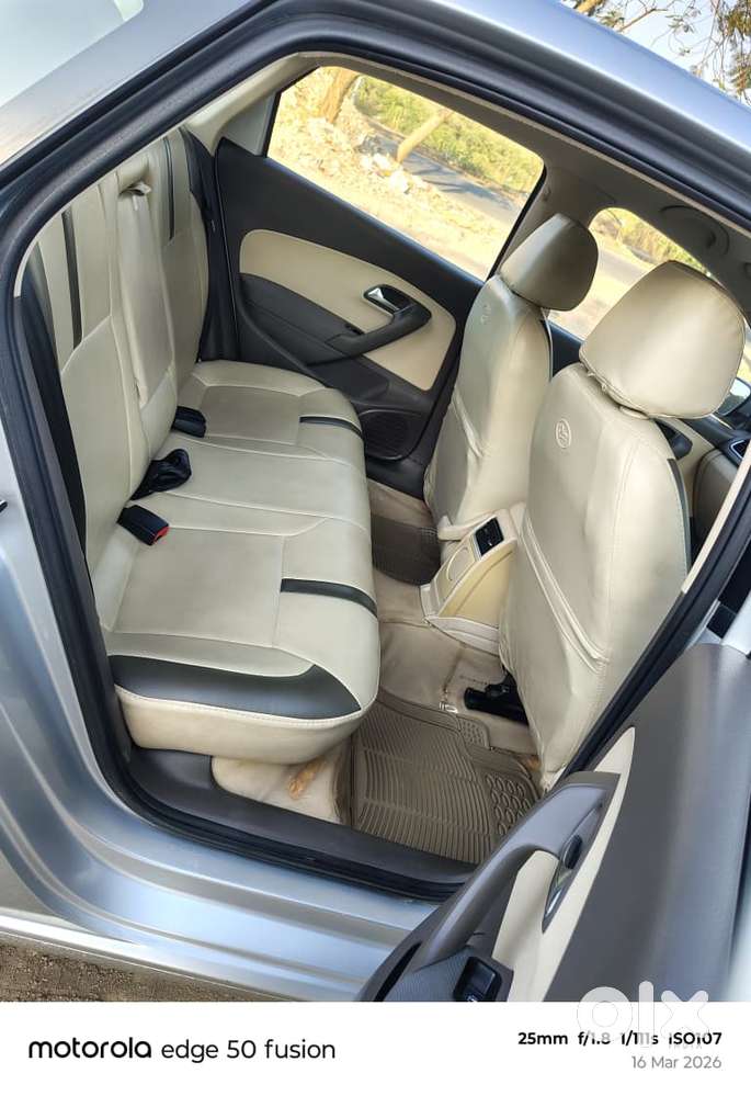 Volkswagen Vento 2010-2013 Petrol Highline, 2011, Petrol