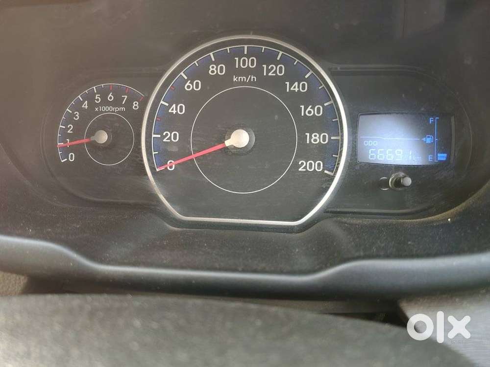 Hyundai I10 Magna 1.1l, 2015, Petrol