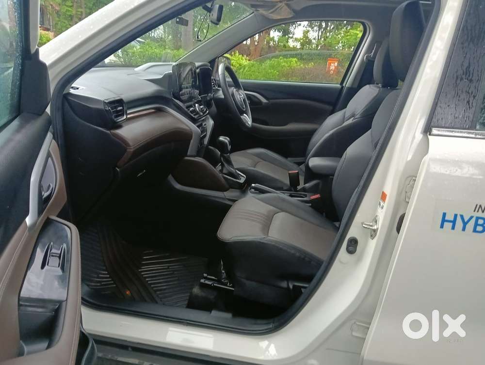 Toyota Urban Cruiser Hyryder 1.5 V Hybrid, 2025, Electric