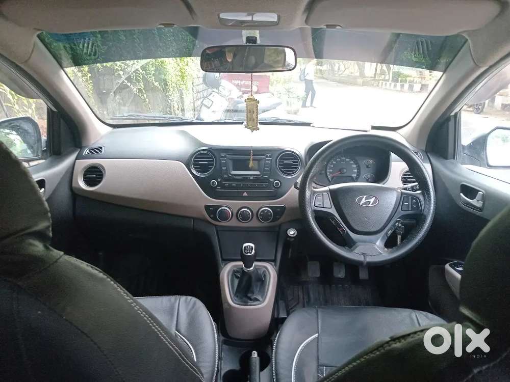 Hyundai Xcent 2015