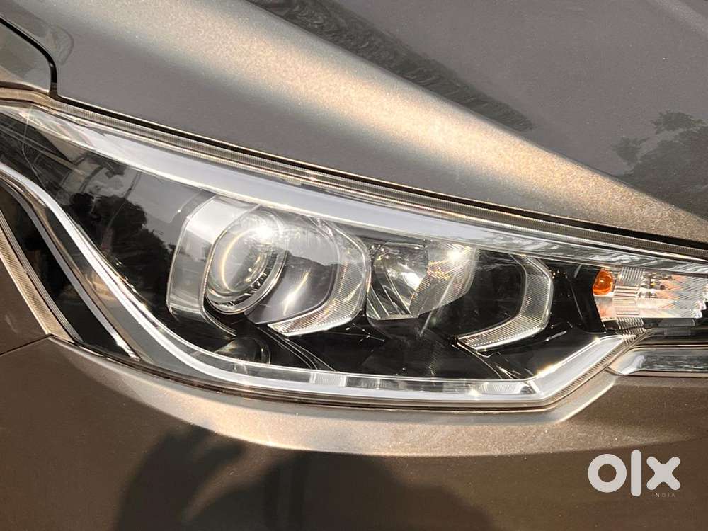 Maruti Suzuki Ertiga Zxi Plus Shvs, 2019, Petrol