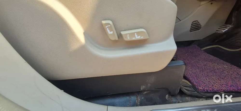 Xuv500 W10 Top Notch Condition