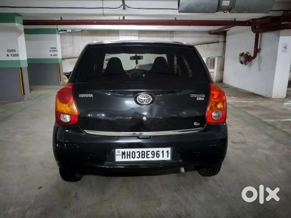 Toyota Etios Liva Petrol 2012