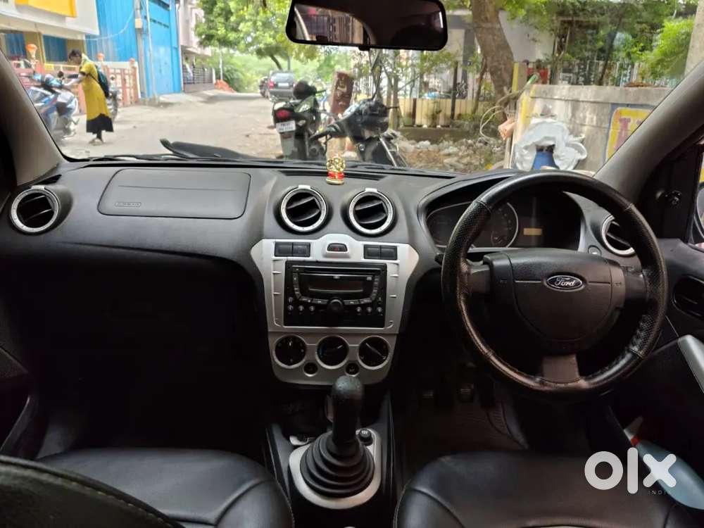 Ford Figo Diesel Zxi 2012