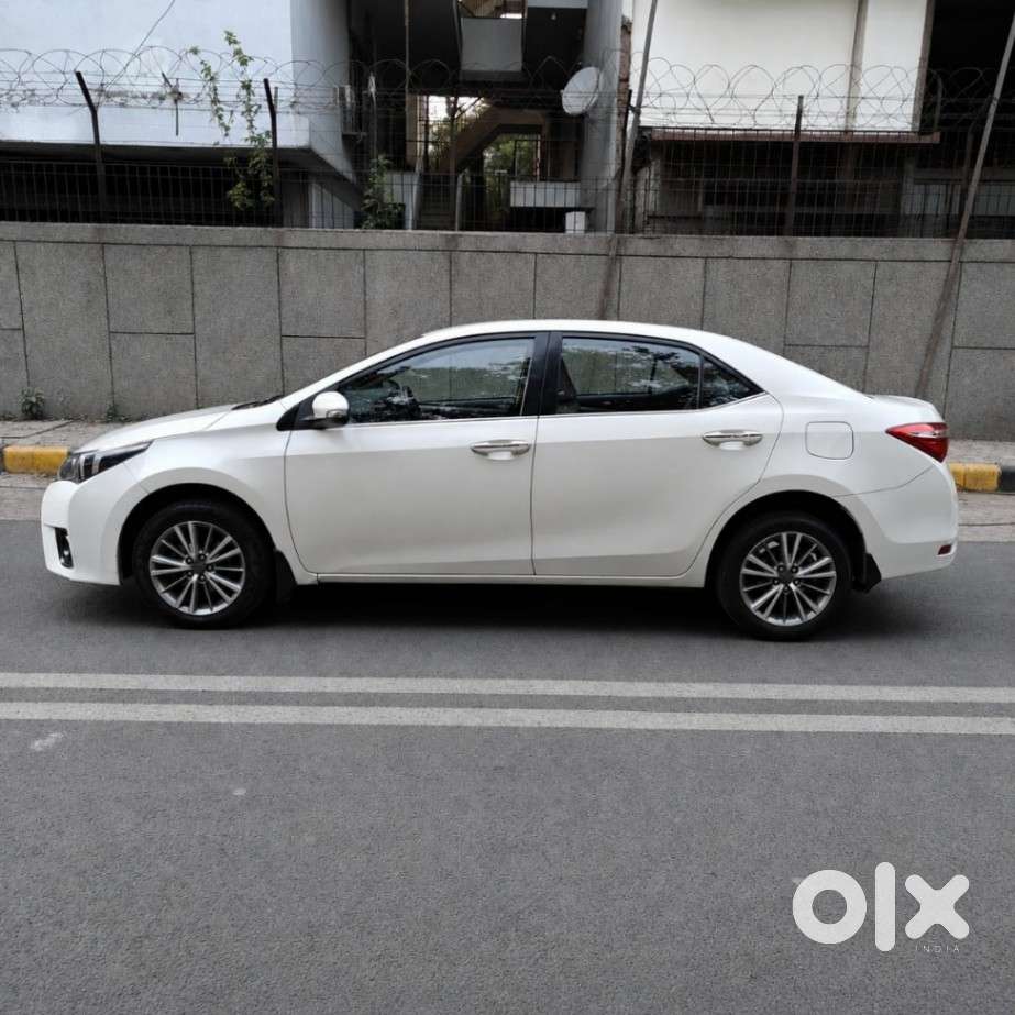 Toyota Corolla Altis 2013-2017 Vl At, 2014, Petrol