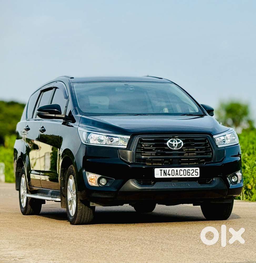 Toyota Innova Crysta 2.4 G Mt 7 Str, 2023, Diesel
