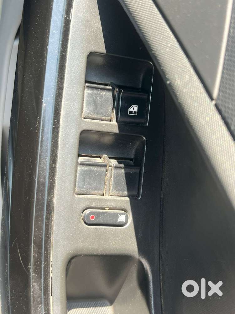 Tata Nexon 1.2 Revotron Xt, 2019, Petrol