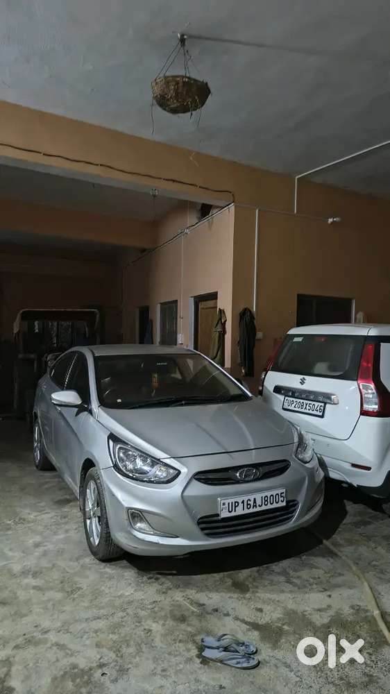 Hyundai Verna 2012 Petrol Vip Number 92000 Km Driven