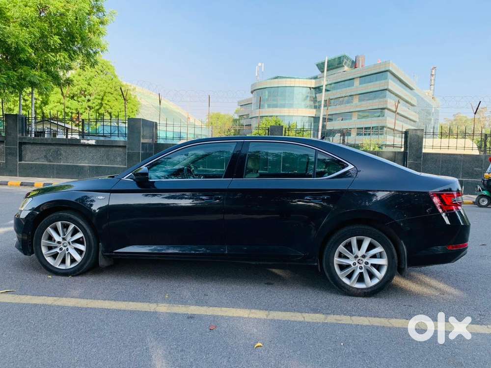 Skoda Superb 2016 Diesel Well Maintained