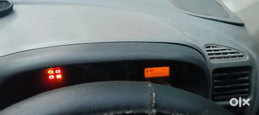 Very Good Condition Cng Outside Fited