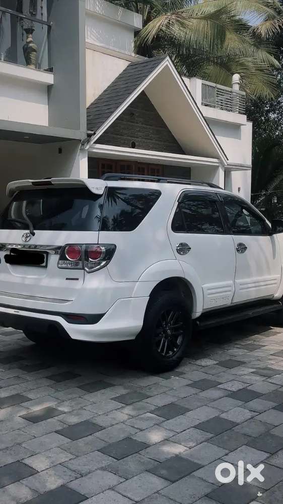 2nd Owner 2015 Toyota Fortuner