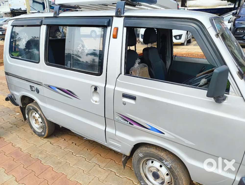 Maruti Suzuki Omni 2012 Car