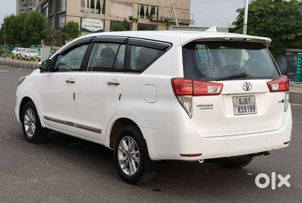 Toyota Innova Crysta 2.4 Vx Mt, 2016, Diesel