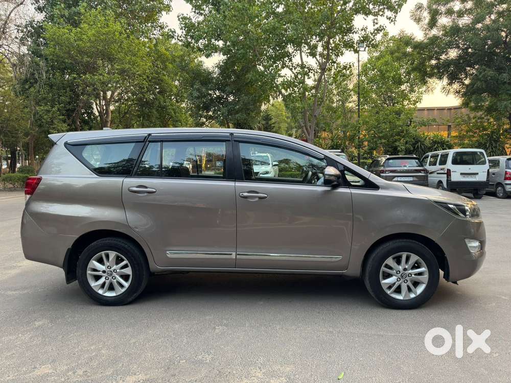Toyota Innova Crysta 2.4 G Mt, 2019, Diesel