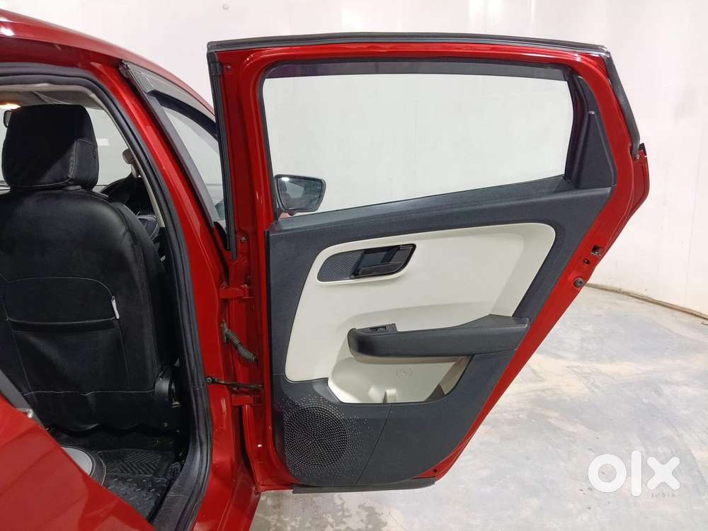 Tata Altroz 1.2 Xt, 2021, Petrol