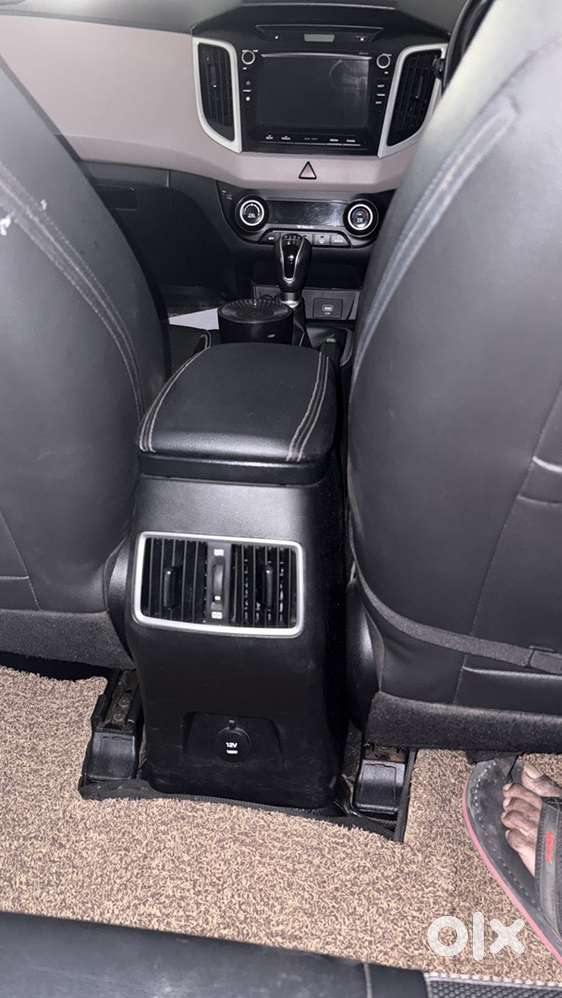 Hyundai Creta Petrol -top End - Sunroof