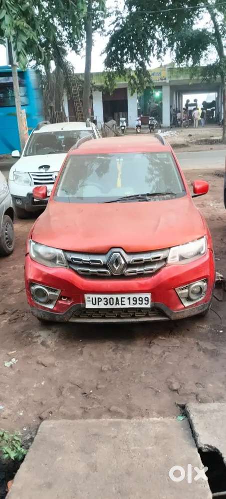 Renault Kwid 4th Owner Petrol Manual 16