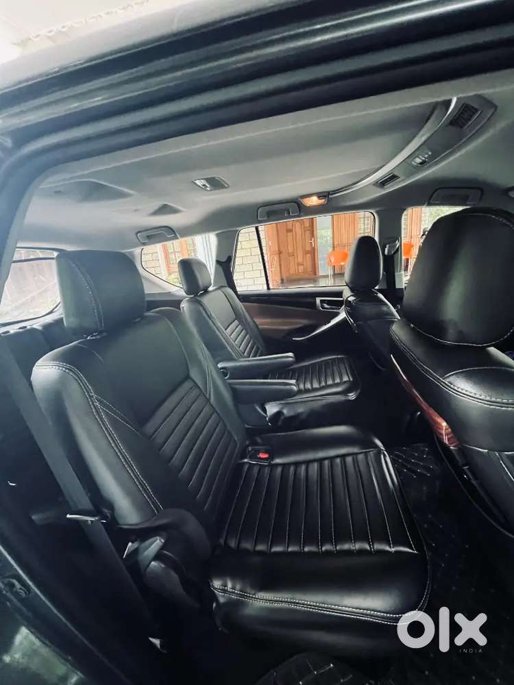 Toyota Innova Crysta 2.8 Zx At 2016  Kl Ready  Good Condition
