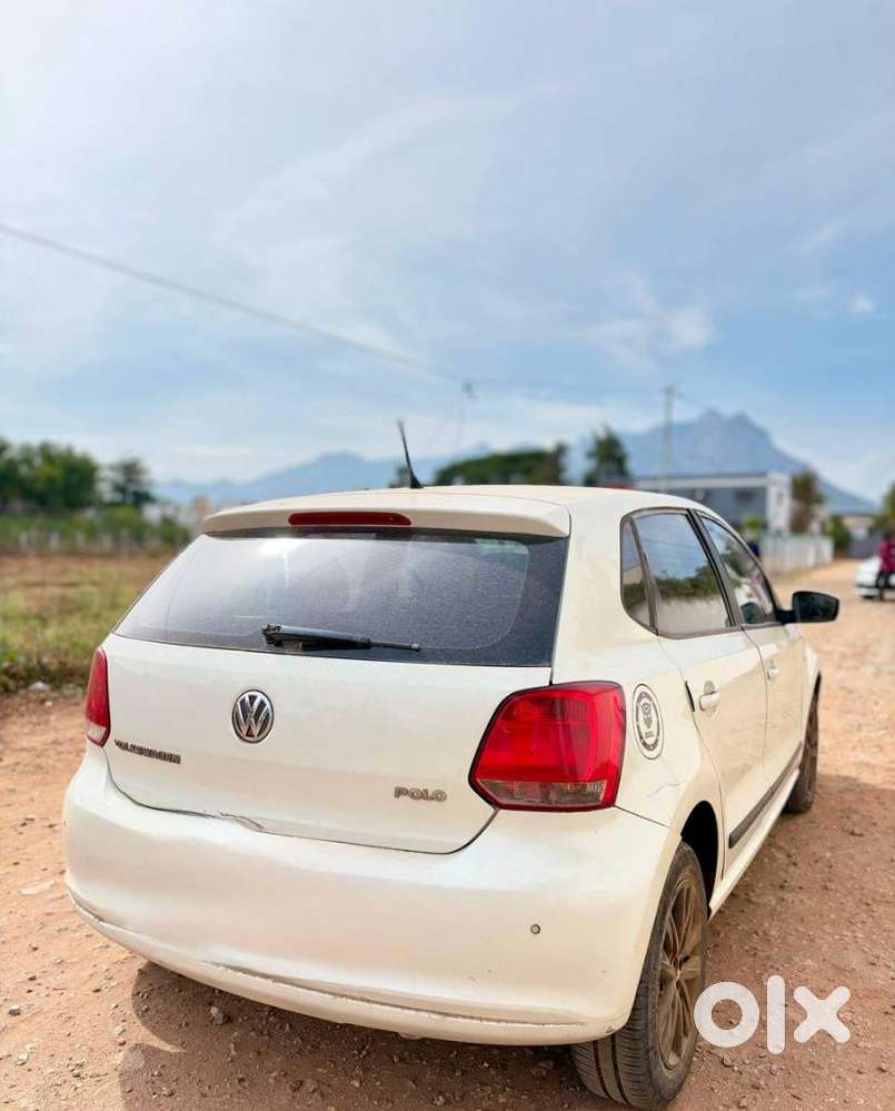 Volkswagen Polo Petrol Highline 1.6l, 2011, Diesel